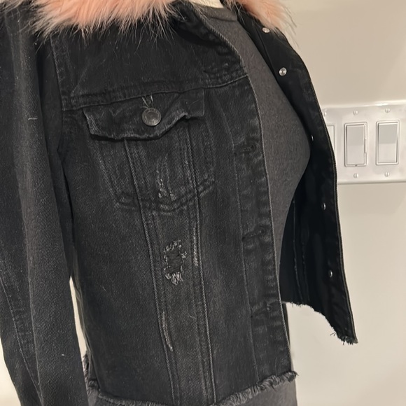 DISONO Denim Collection Cropped Black Jean Jacket - Picture 6 of 16